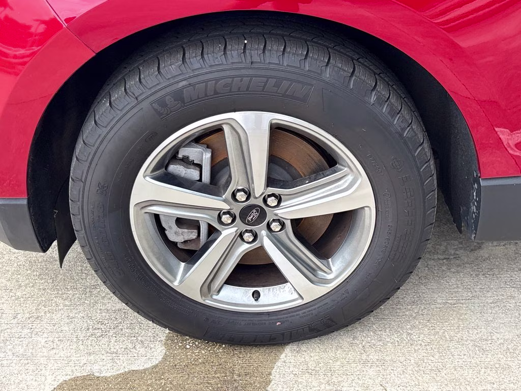 2024 Rapid Red Metallic Tinted Clearcoat Ford Edge SEL AWD SUV