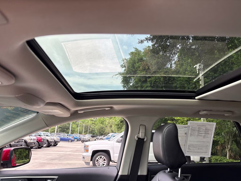 2024 Rapid Red Metallic Tinted Clearcoat Ford Edge SEL AWD SUV