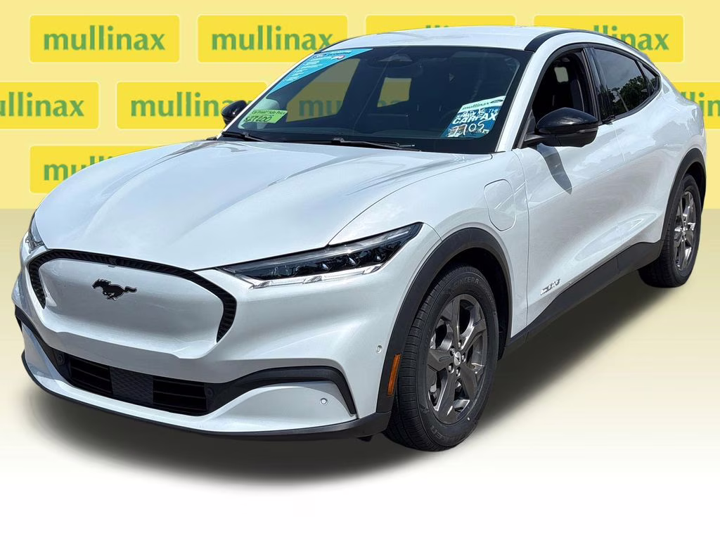 2023 Space White Metallic Ford Mustang Mach-E Select RWD SUV