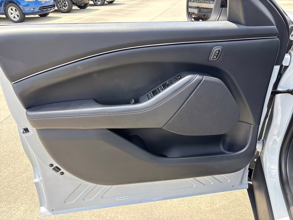 2023 Space White Metallic Ford Mustang Mach-E Select RWD SUV