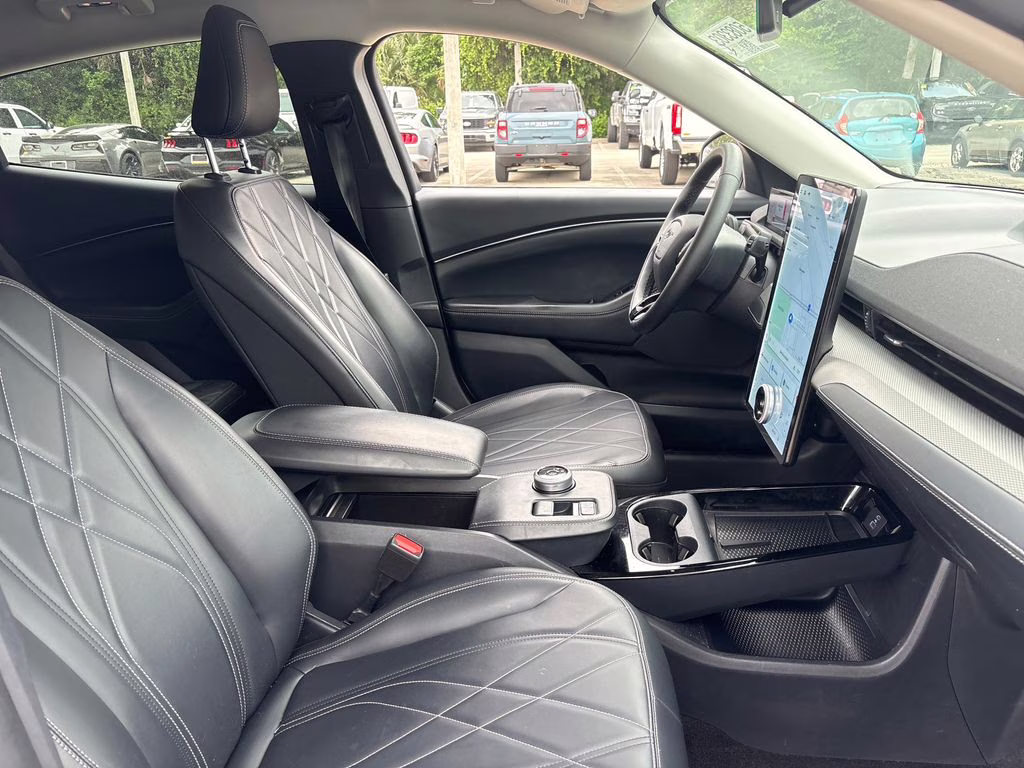 2023 Space White Metallic Ford Mustang Mach-E Select RWD SUV