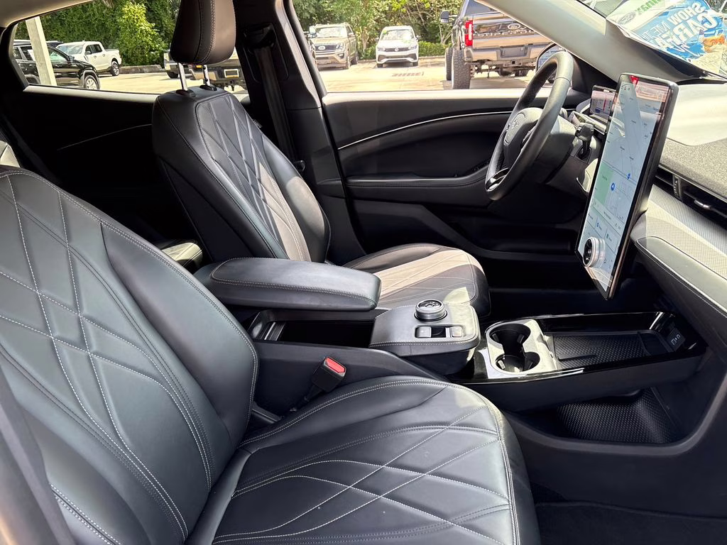 2023 Space White Metallic Ford Mustang Mach-E Select RWD SUV