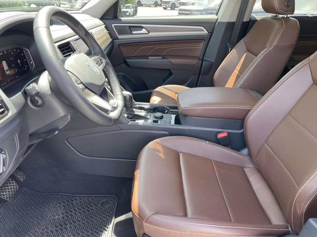 2023 Opal White Pearl Volkswagen Atlas SEL AWD SUV