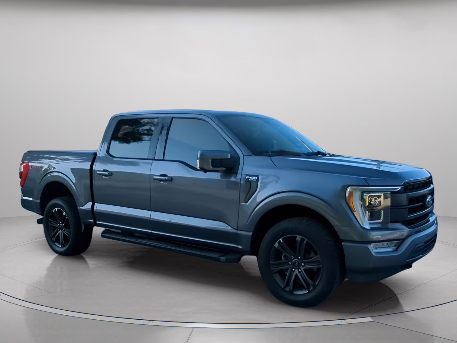 2021 Carbonized Gray Metallic Ford F-150 LARIAT Crew Cab Pickup 4X4 Truck