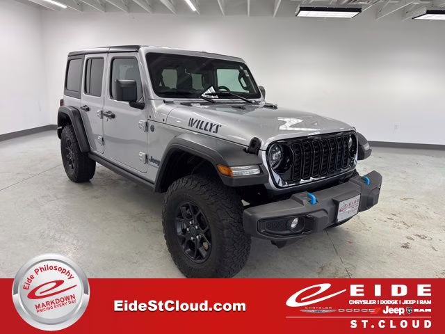 2024 Silver Zynith Clearcoat Jeep Wrangler Willys 4xe 4X4 SUV