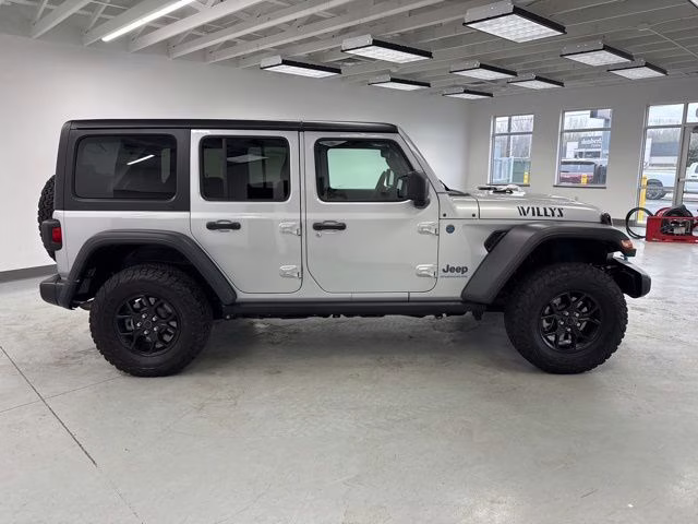 2024 Silver Zynith Clearcoat Jeep Wrangler Willys 4xe 4X4 SUV