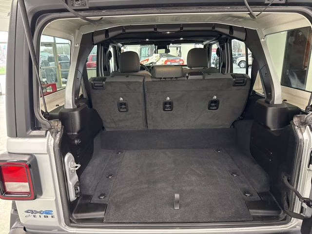 2024 Silver Zynith Clearcoat Jeep Wrangler Willys 4xe 4X4 SUV