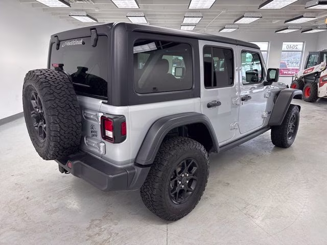 2024 Silver Zynith Clearcoat Jeep Wrangler Willys 4xe 4X4 SUV