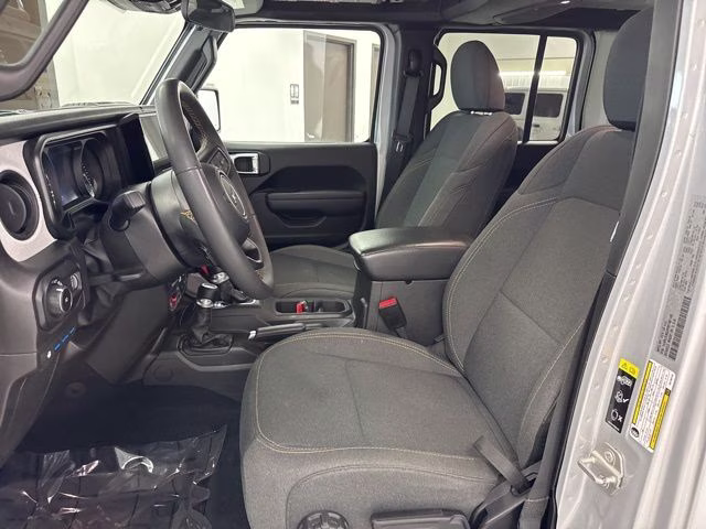 2024 Silver Zynith Clearcoat Jeep Wrangler Willys 4xe 4X4 SUV