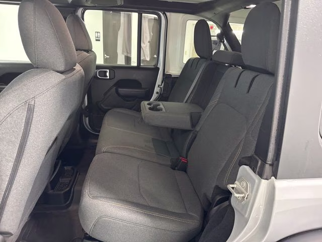 2024 Silver Zynith Clearcoat Jeep Wrangler Willys 4xe 4X4 SUV