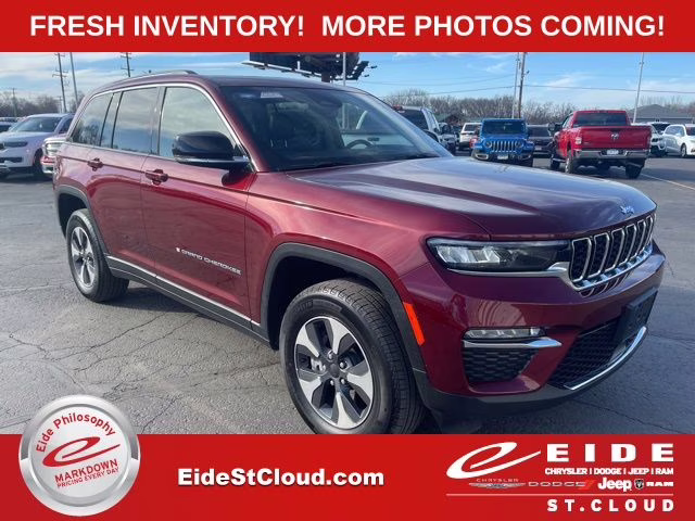 2022 Velvet Red Pearlcoat Jeep Grand Cherokee 4xe 4X4 SUV