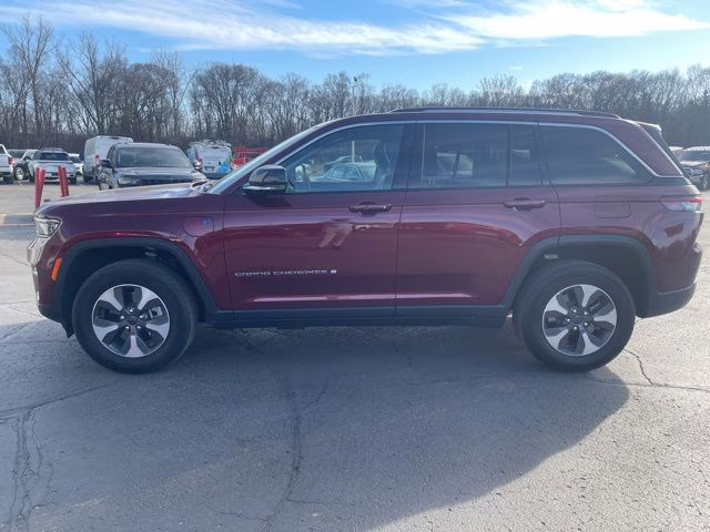 2022 Velvet Red Pearlcoat Jeep Grand Cherokee 4xe 4X4 SUV