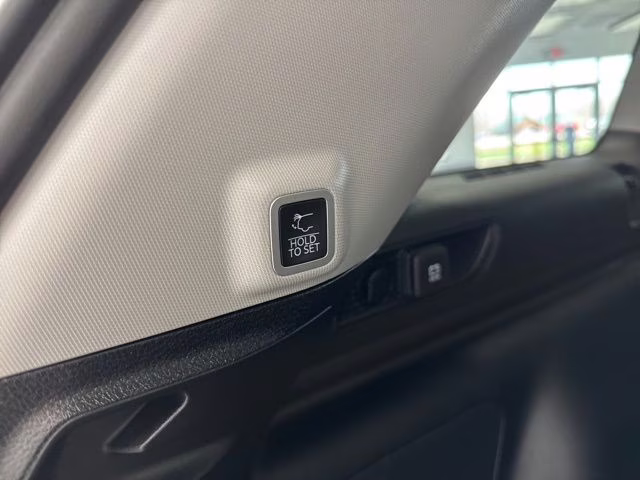 2022 Baltic Gray Metallic Clearcoat Jeep Grand Cherokee 4xe 4X4 SUV