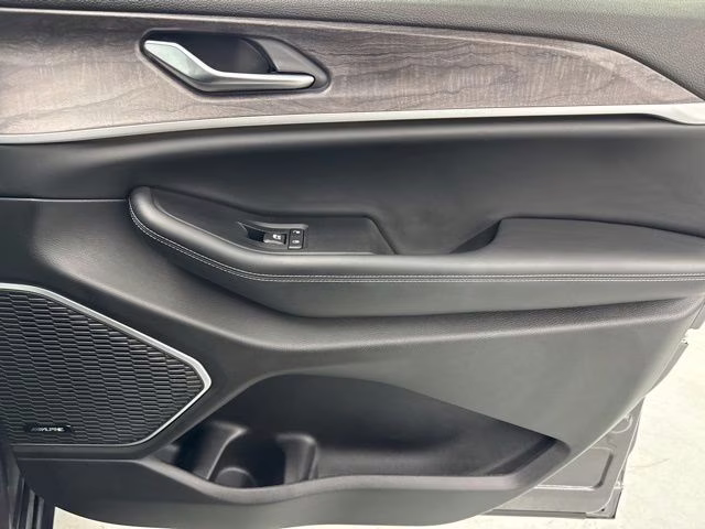 2022 Baltic Gray Metallic Clearcoat Jeep Grand Cherokee 4xe 4X4 SUV