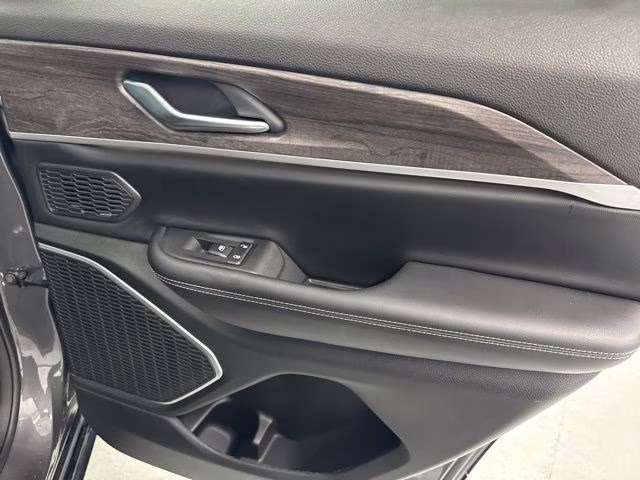 2022 Baltic Gray Metallic Clearcoat Jeep Grand Cherokee 4xe 4X4 SUV