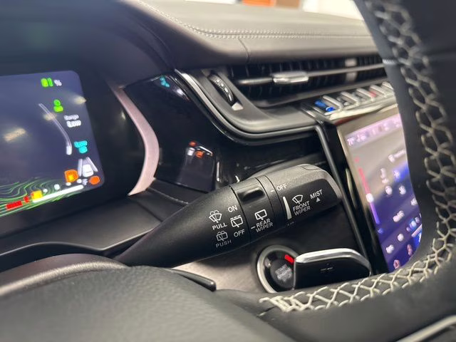 2022 Baltic Gray Metallic Clearcoat Jeep Grand Cherokee 4xe 4X4 SUV