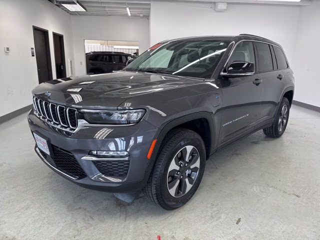 2022 Baltic Gray Metallic Clearcoat Jeep Grand Cherokee 4xe 4X4 SUV