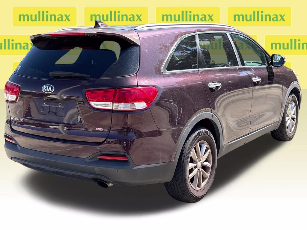 2016 Dark Cherry Kia Sorento LX FWD SUV