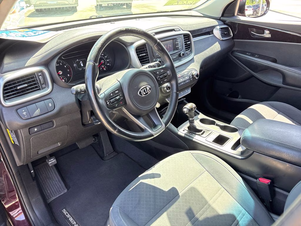 2016 Dark Cherry Kia Sorento LX FWD SUV
