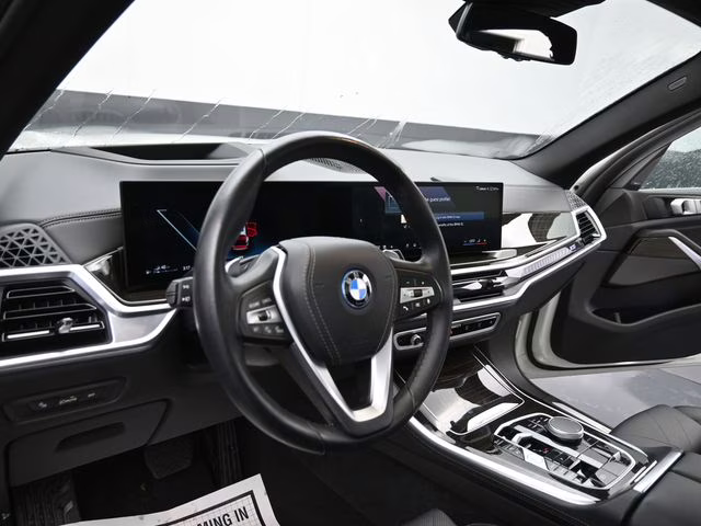 2024 Alpine White BMW X5 xDrive50e AWD SUV