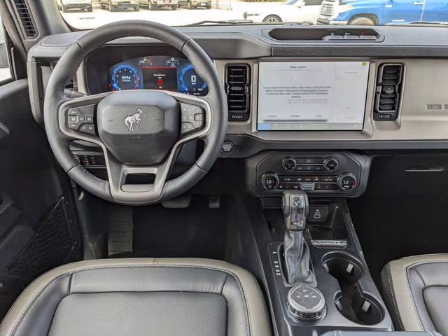 2026 Avalanche Gray Ford Bronco Outer Banks 4X4 SUV