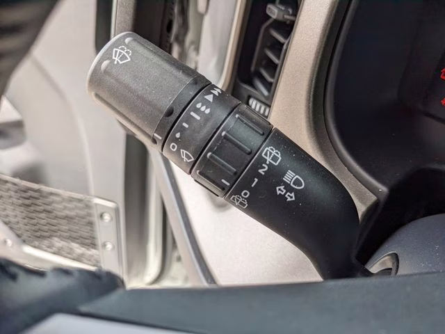 2026 Avalanche Gray Ford Bronco Outer Banks 4X4 SUV