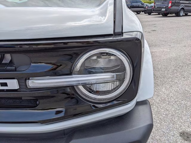 2026 Avalanche Gray Ford Bronco Outer Banks 4X4 SUV