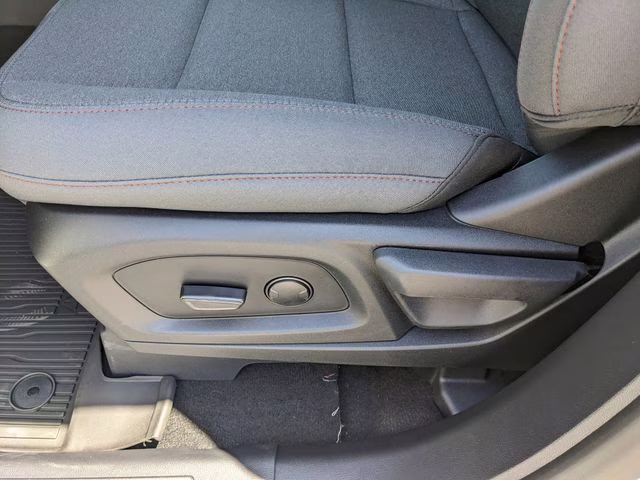2026 Star White Metallic Tri-Coat Ford Explorer Active RWD SUV