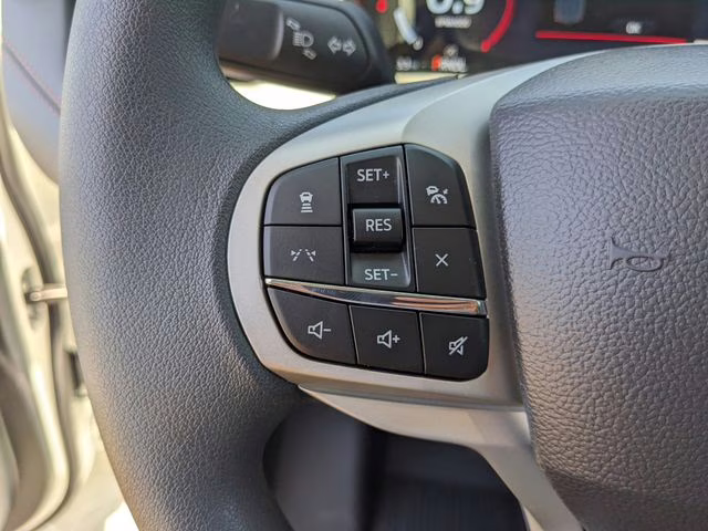 2026 Star White Metallic Tri-Coat Ford Explorer Active RWD SUV