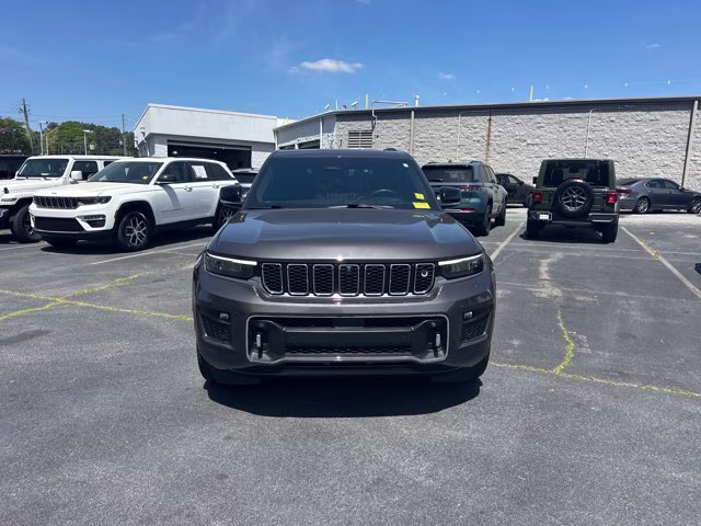 2023 Baltic Gray Metallic Clearcoat Jeep Grand Cherokee 4X4 SUV