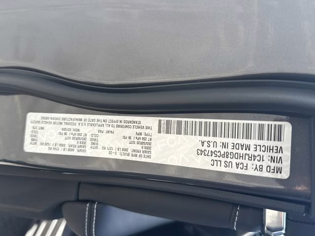 2023 Baltic Gray Metallic Clearcoat Jeep Grand Cherokee 4X4 SUV