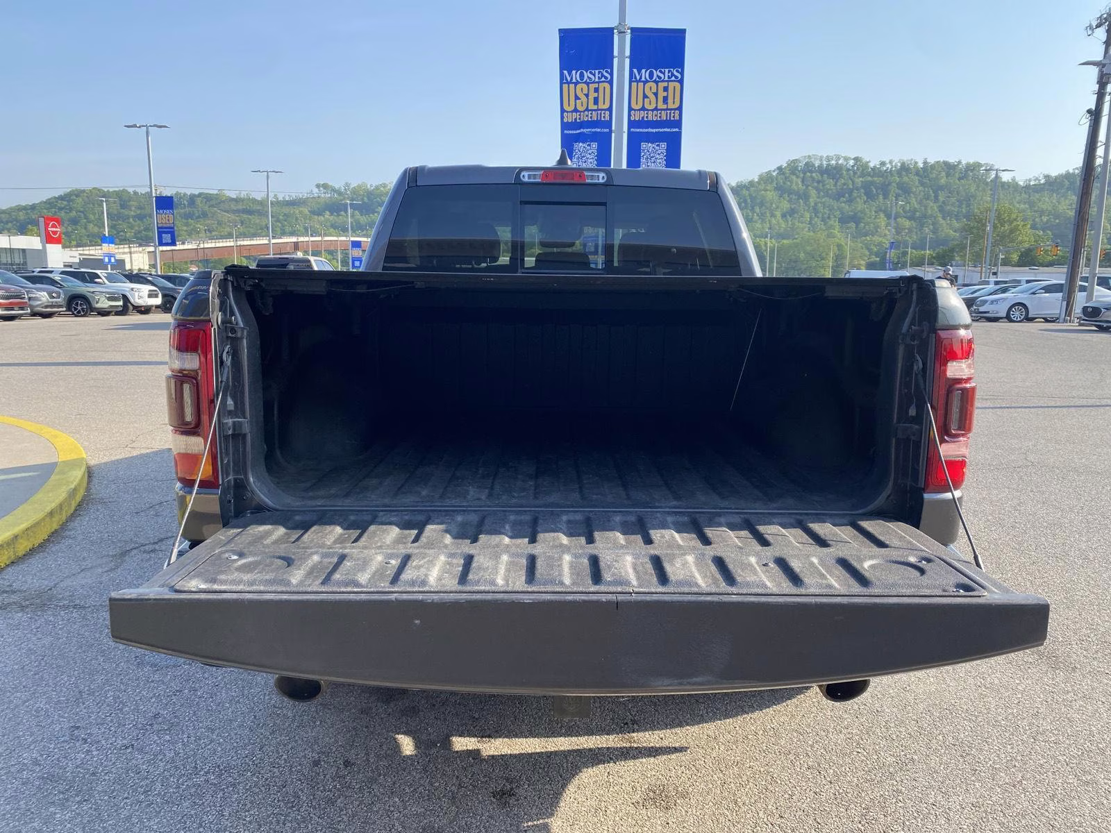 2022 Granite Crystal Metallic Clearcoat Ram 1500 Laramie 4X4 Truck