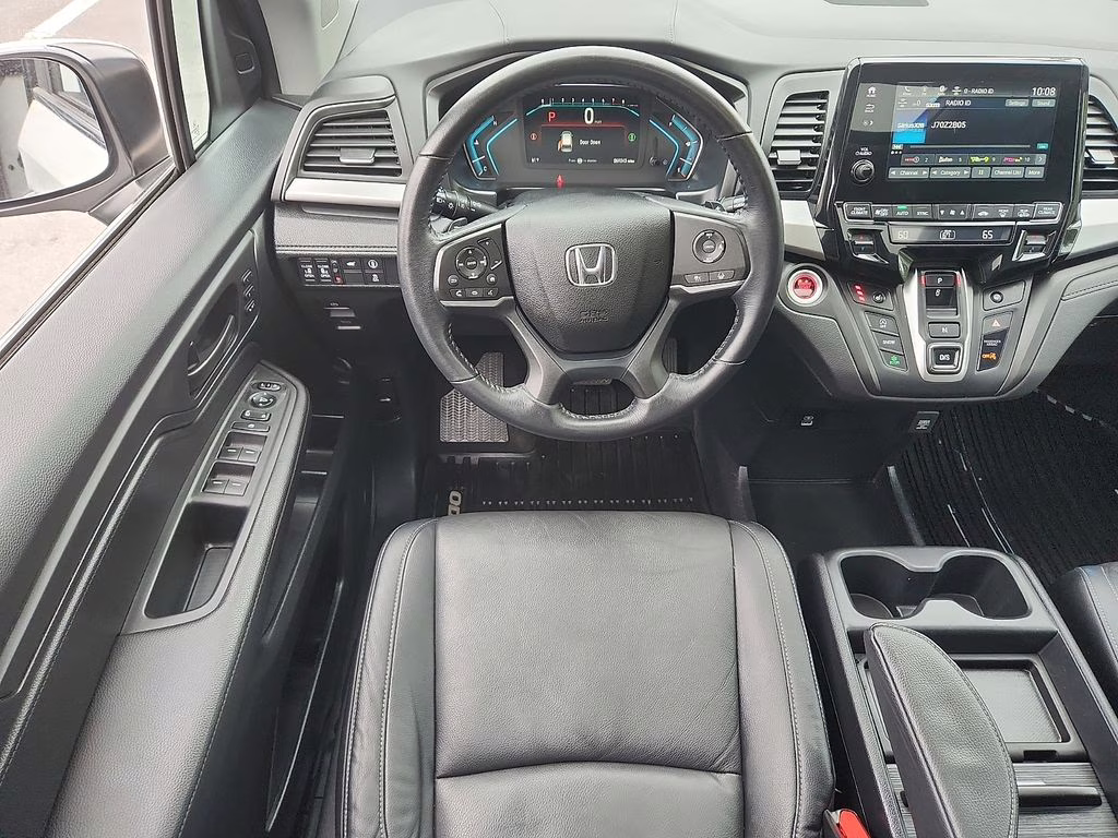 2022 Platinum White Pearl Honda Odyssey EX-L FWD Van
