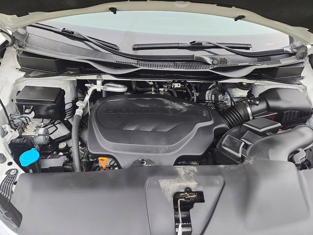 2022 Platinum White Pearl Honda Odyssey EX-L FWD Van