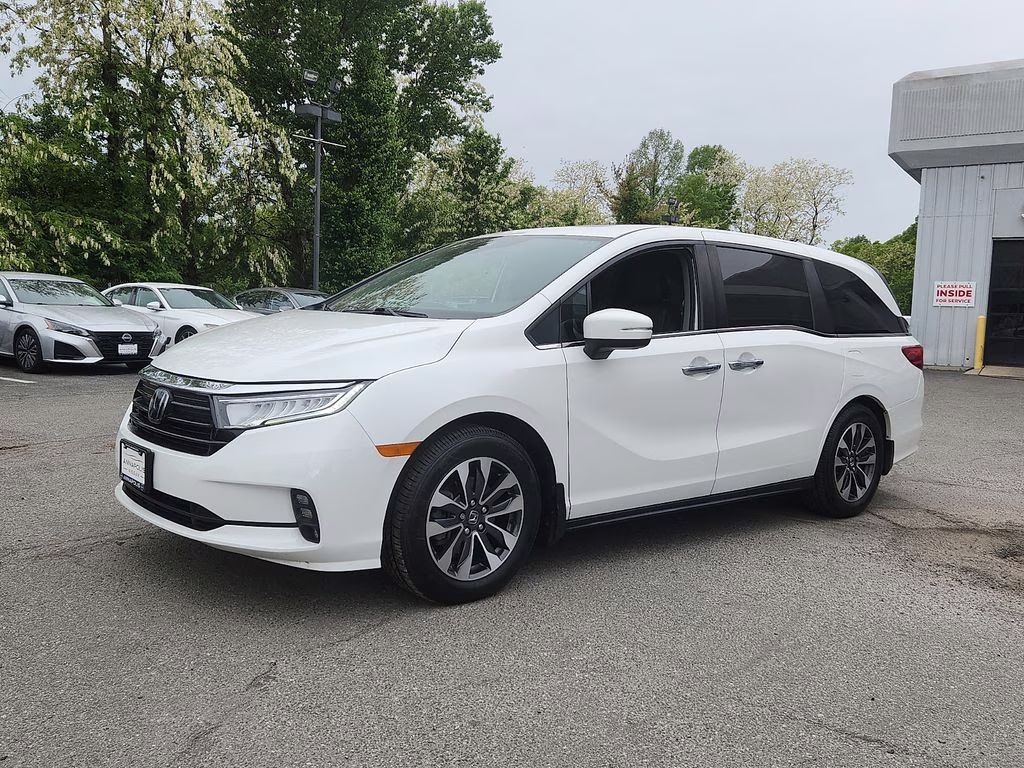2022 Platinum White Pearl Honda Odyssey EX-L FWD Van