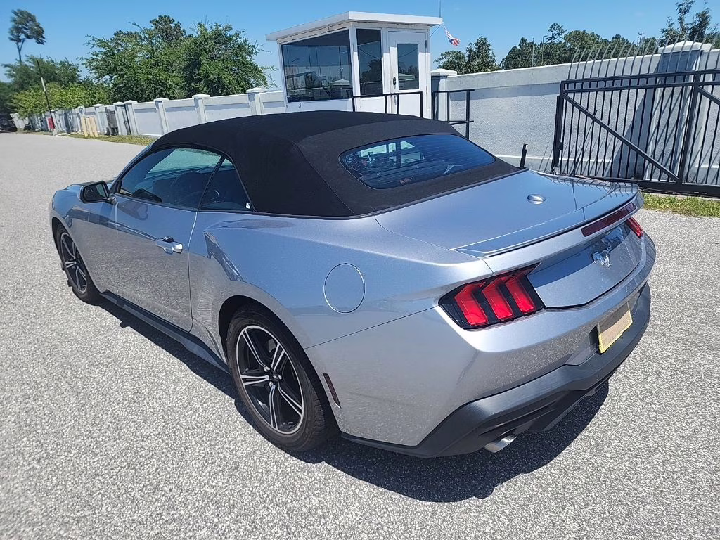 2024 Iconic Silver Metallic Ford Mustang EcoBoost RWD Convertible
