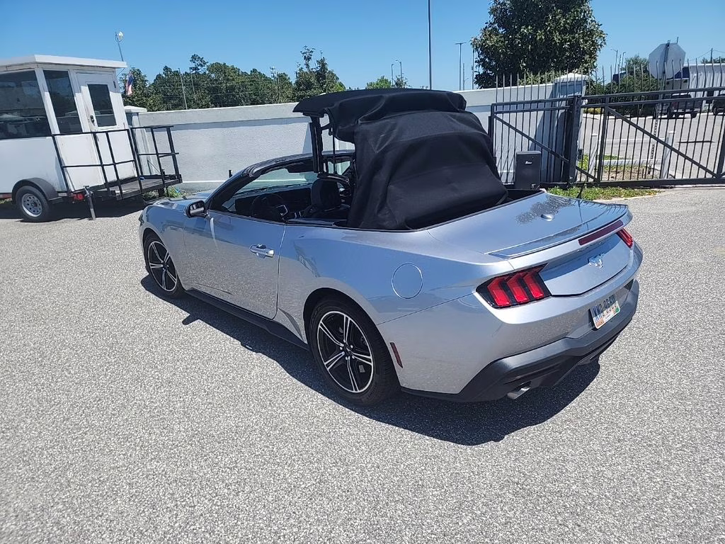 2024 Iconic Silver Metallic Ford Mustang EcoBoost RWD Convertible