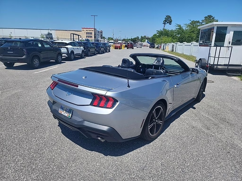 2024 Iconic Silver Metallic Ford Mustang EcoBoost RWD Convertible