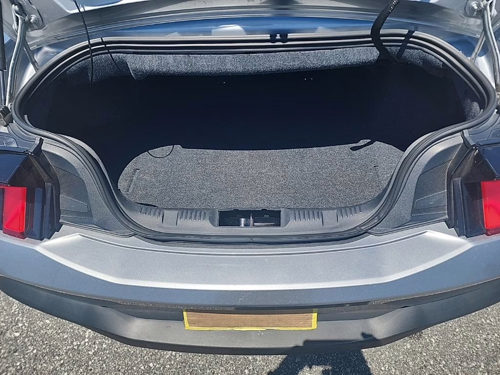 2024 Iconic Silver Metallic Ford Mustang EcoBoost RWD Convertible