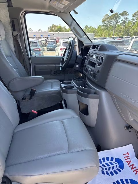 2024 Oxford White Ford E-350SD Base RWD Truck