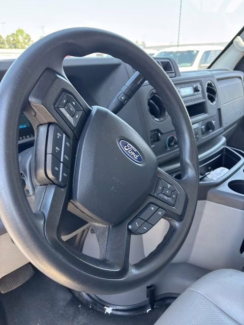 2024 Oxford White Ford E-350SD Base RWD Truck