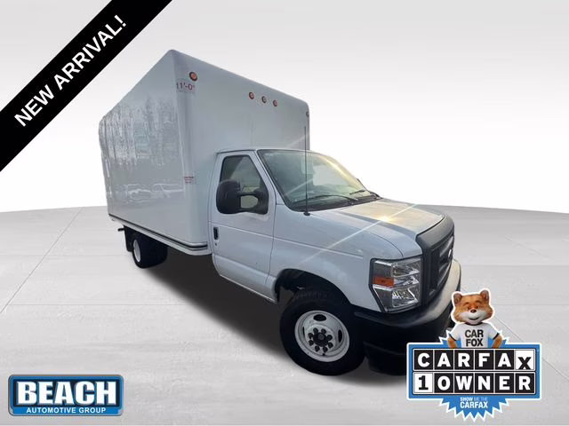 2024 Oxford White Ford E-350SD Base RWD Truck