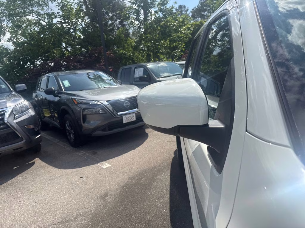 2023 Glacier White Nissan Frontier SV RWD Truck