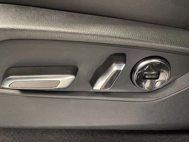 2024 Lunar Silver Metallic Acura MDX Advance AWD SUV