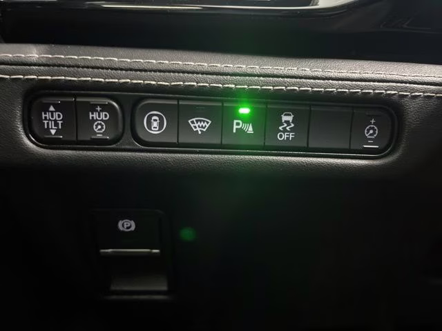 2024 Lunar Silver Metallic Acura MDX Advance AWD SUV