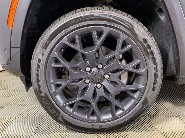 2026 Baltic Gray Metallic Clearcoat Jeep Grand Cherokee L Summit 4X4 SUV