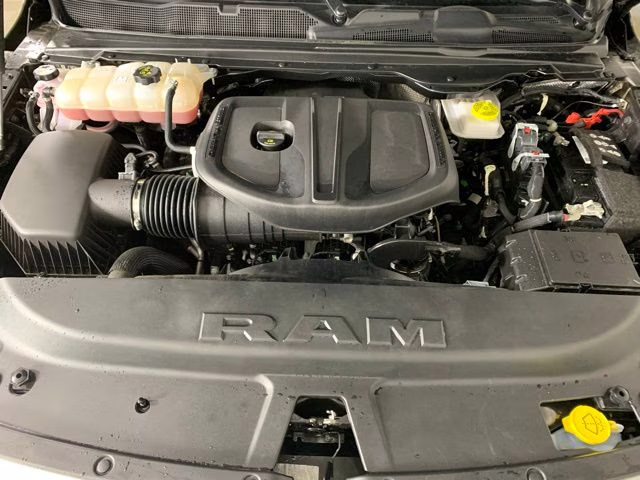 2025 Diamond Black Crystal Pearlcoat Ram 1500 Laramie 4X4 Truck