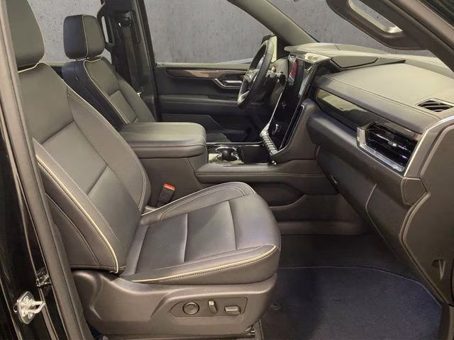 2025 Onyx Black GMC Yukon Elevation 4X4 SUV