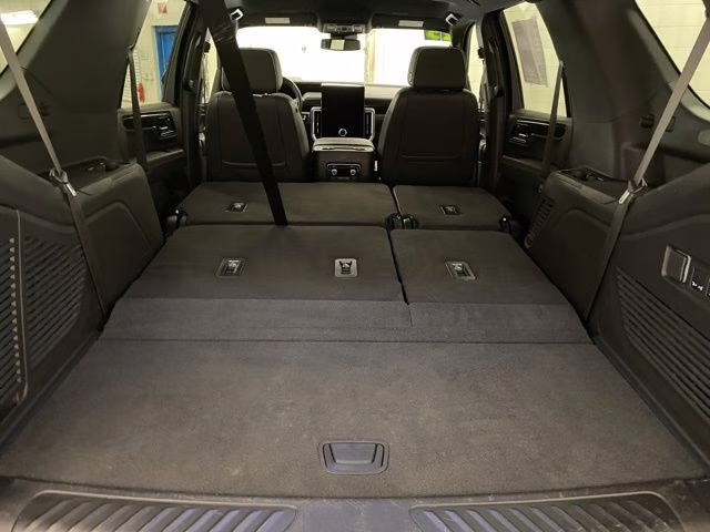 2025 Onyx Black GMC Yukon Elevation 4X4 SUV
