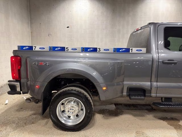 2025 Carbonized Gray Metallic Ford Super Duty F-450 DRW XLT 4X4 Truck